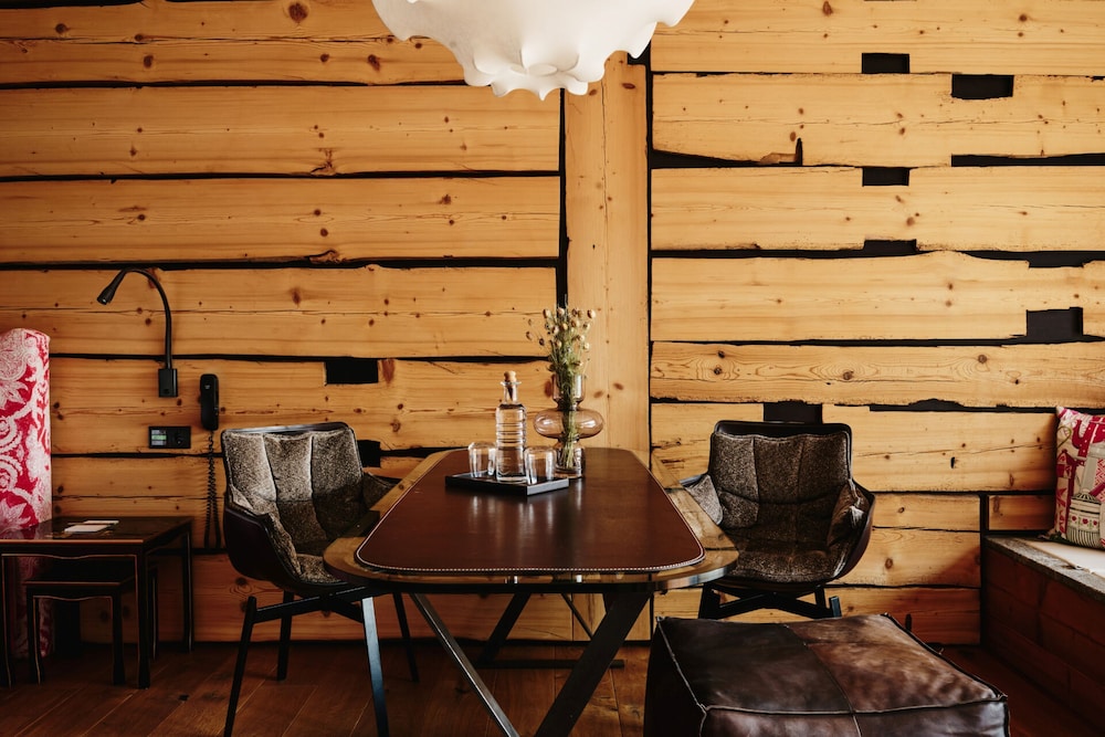 

Napoli - Mayrhofen - Small Luxury Hotel of the World - DasPosthotel