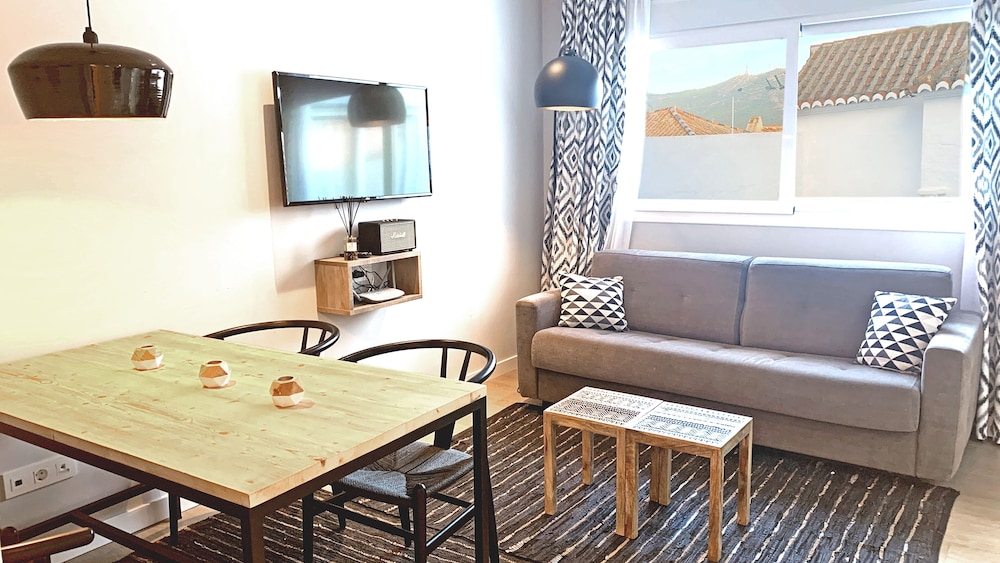 

Roma - Alhaurín el Grande - Sea to Sky Suites - Mijas Pueblo