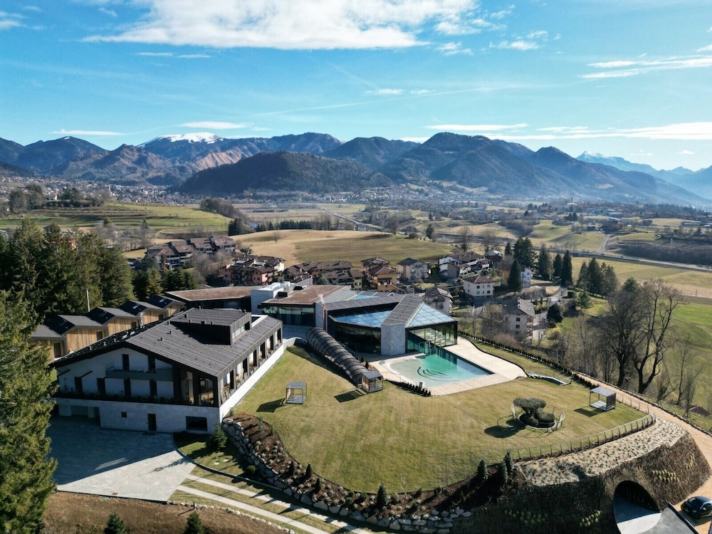 

Roma - Castione della Presolana - Collina Luxury Relais