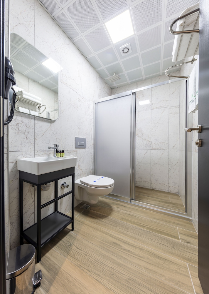 

Napoli - Istanbul, New Airport - Lenora Airport Hotel- IST