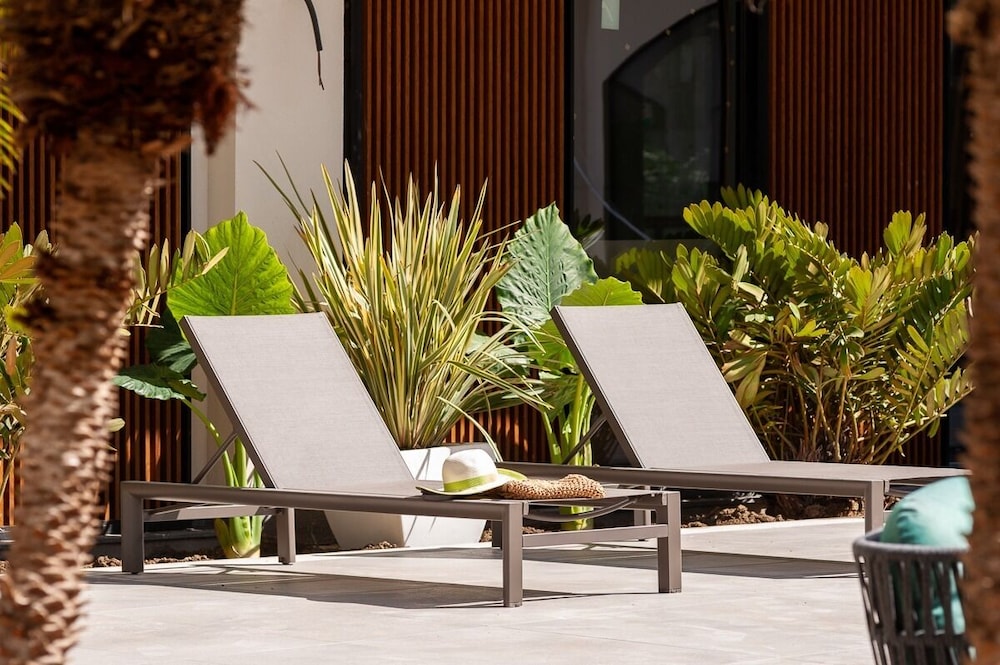 

Milano - Campofelice di Roccella - Limen Wellness Hotel & Spa