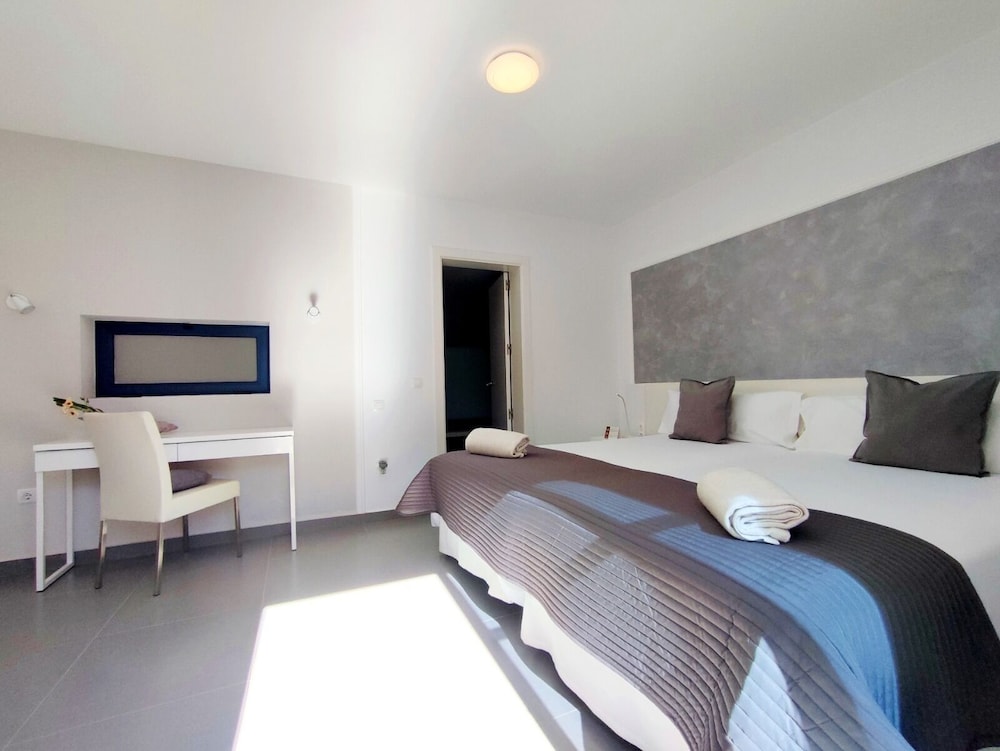 

Cagliari - La Pared - FuerteVillage