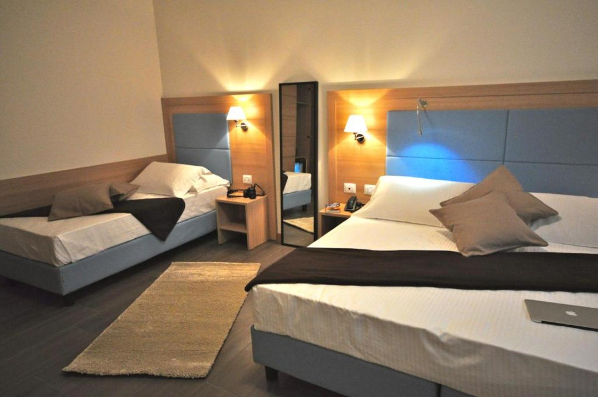 

Olbia - Ciampino - Hotel 325 Tor Vergata