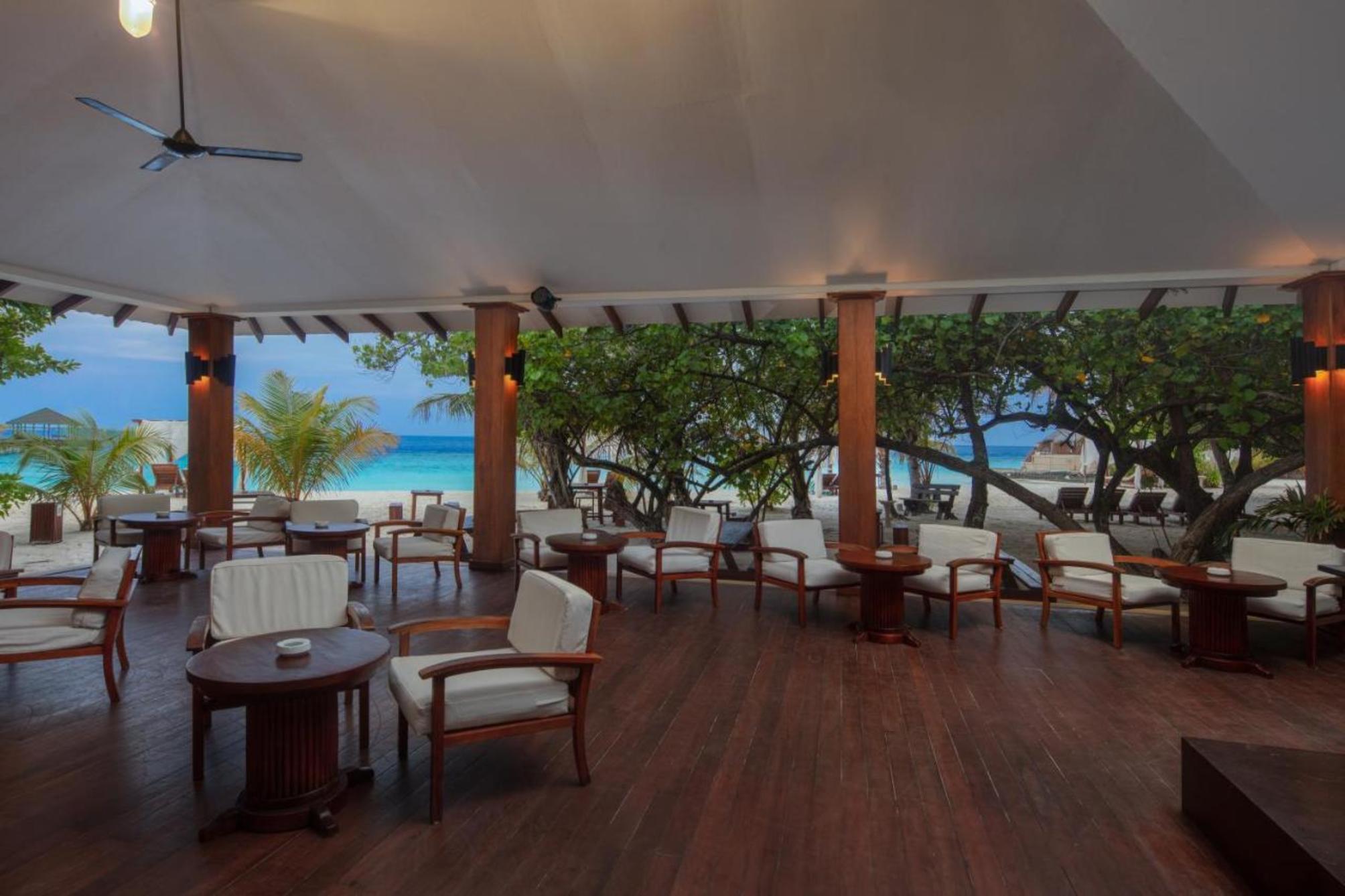 

Milano - Meedhupparu - Adaaran Select Meedhupparu - Premium All inclusive
