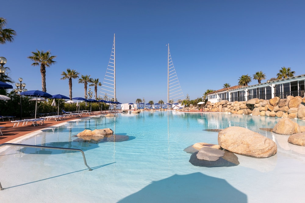 

Pisa - Capitana - Sighientu Resort