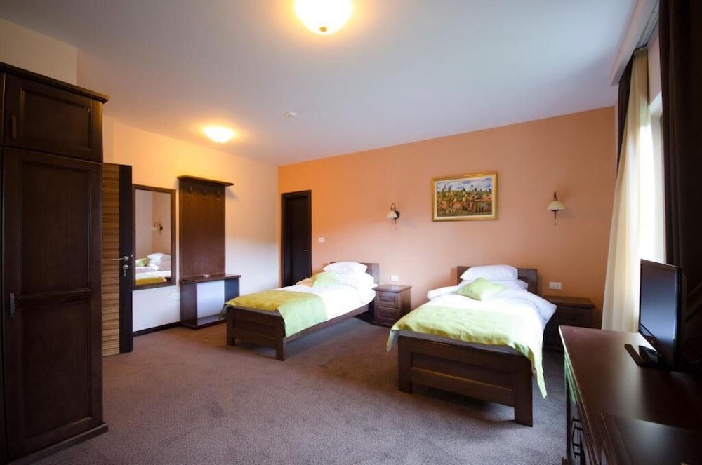 

Roma - Kotor - Hotel Monte Rosa