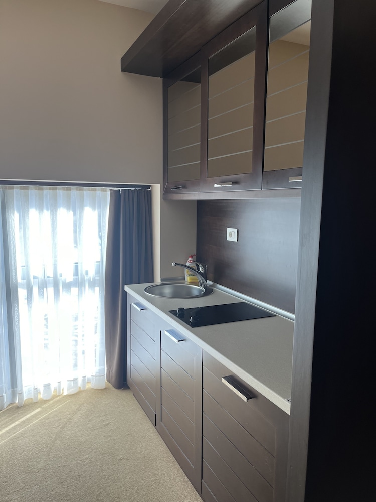 

Milano - Kotor - Hotel Monte Rosa