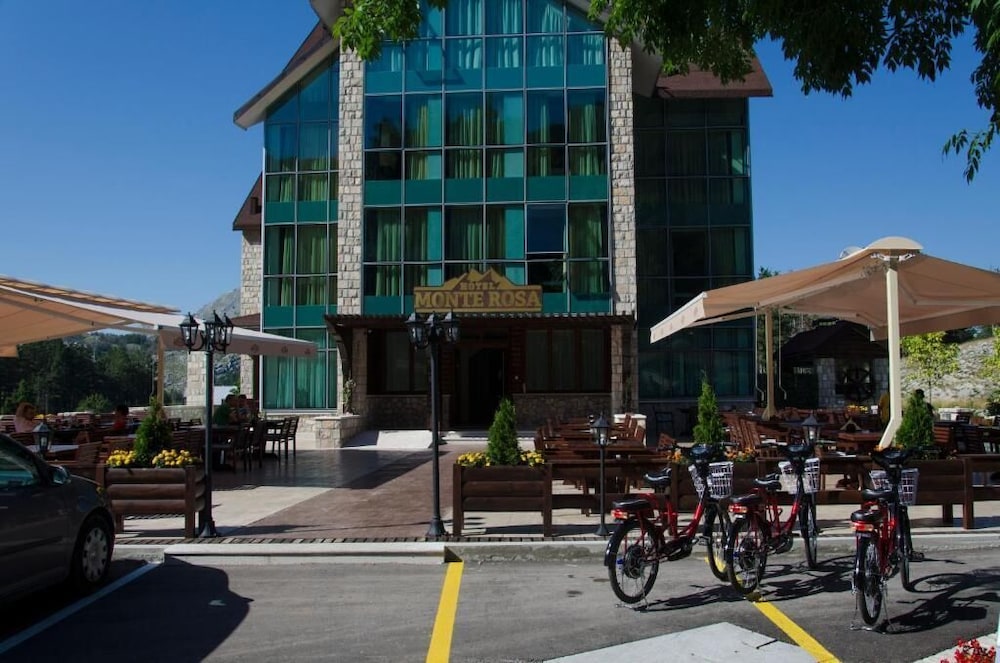 

Milano - Cetinje - Hotel Monte Rosa