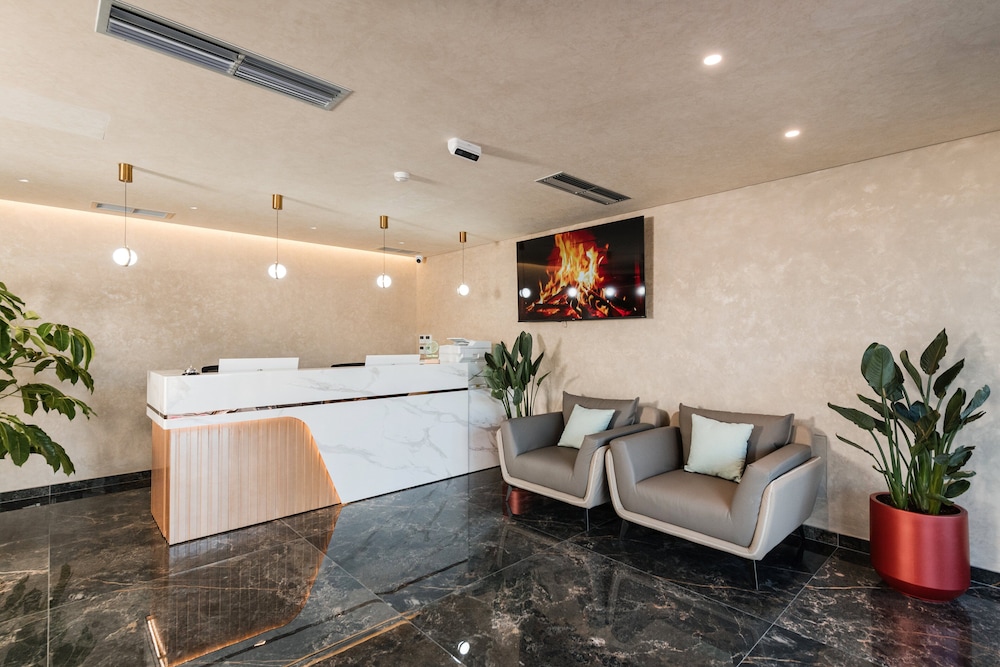 

Catania - Rinas - Troci Hotel
