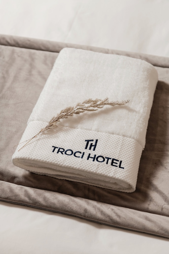 

Bari - Rinas - Troci Hotel