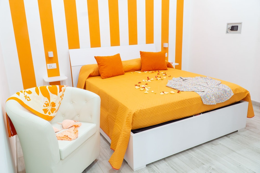 

Milano - Sant'Agnello - Summer Colors rooms & apartments
