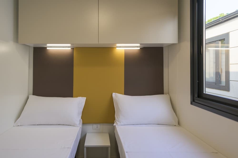 

Bari - Gargnano - Camping Toscolano