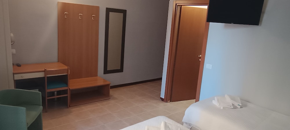 

Alghero - Monza - Hotel Nuovo Rondò