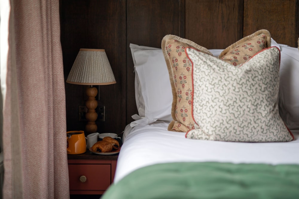 

Milano - Guildford - Worplesdon Place Hotel