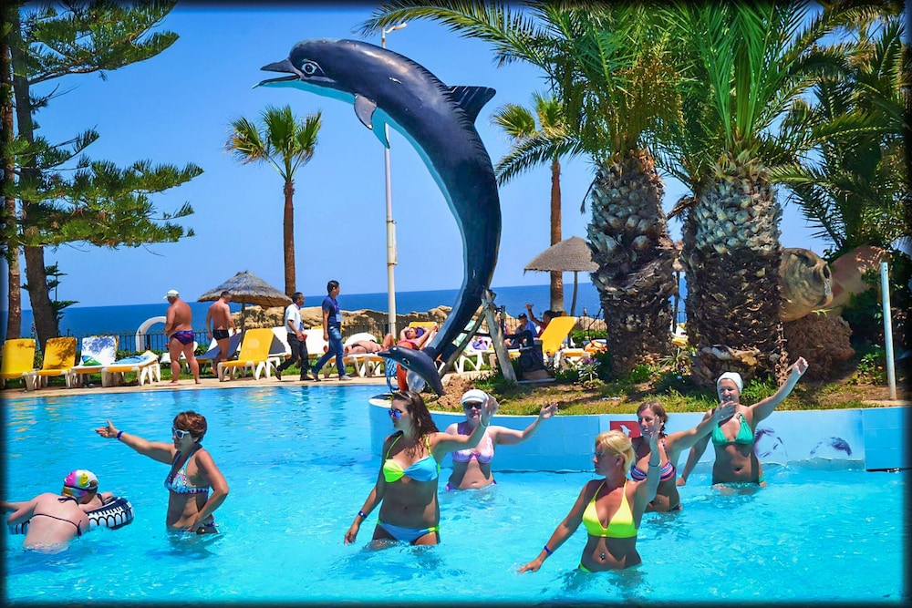 

Napoli - Monastir - Delphin EL Habib