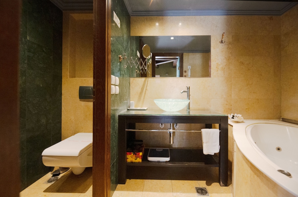 

Verona - Rethymno - Civitas Suites Hotel