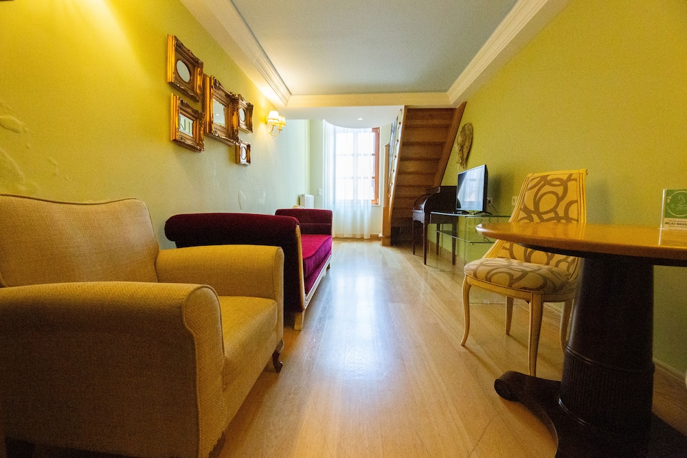 

Milano - Creta Est - Heraklion, Rethymno, Agios Nikolaos, Grecia - Civitas Suites Hotel