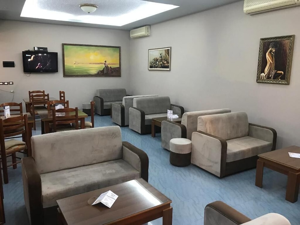 

Catania - Durrës - Hotel Gega