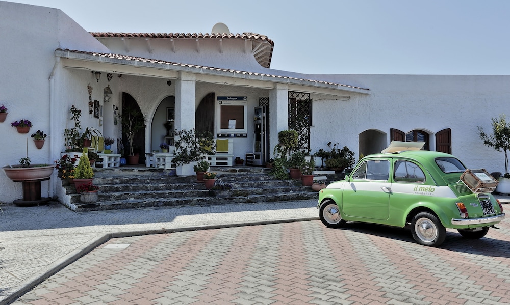 

Milano - Porto Torres - Il Melo Residence