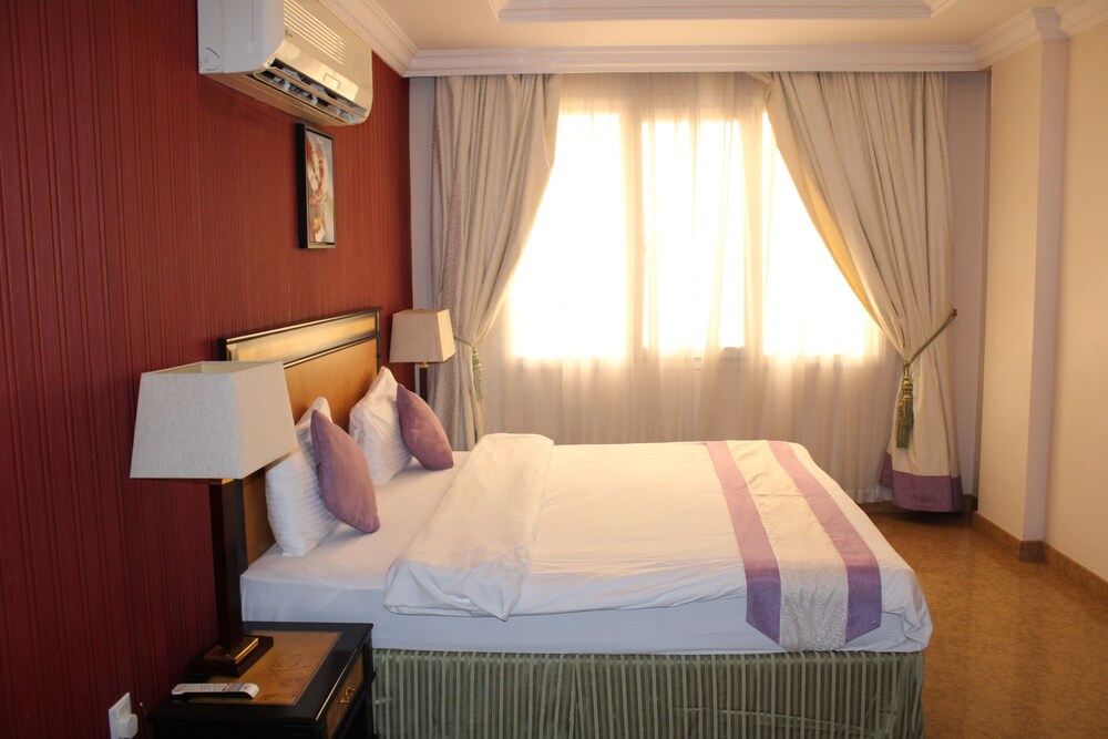 

Bari - Sarūq - Garden Hotel Muscat
