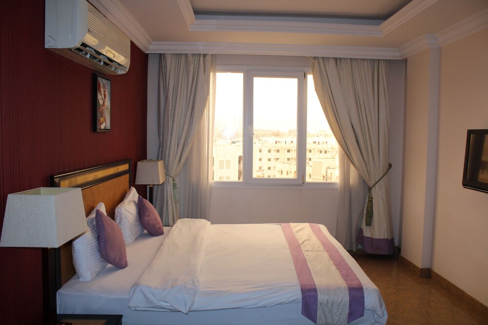

Bologna - Muscat - Garden Hotel Muscat