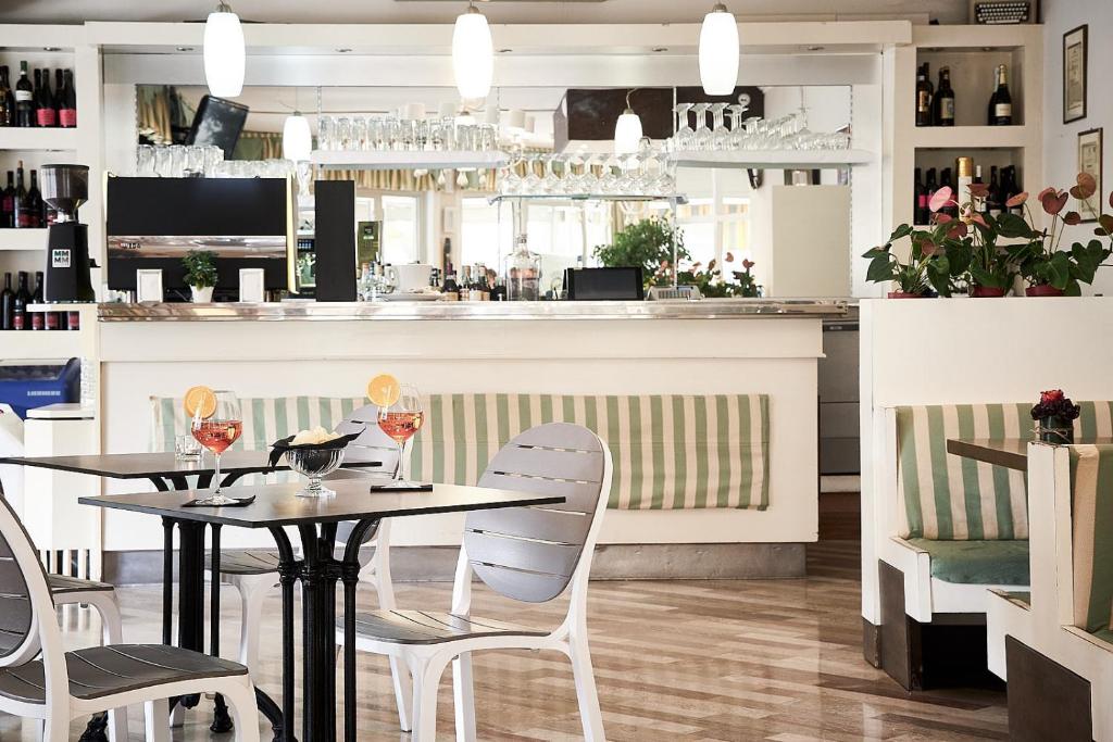 

Cagliari - Caorle - Hotel Villa Roma
