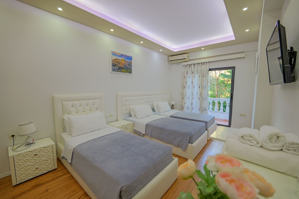 

Bologna - Sarandë - Hotel Iliria