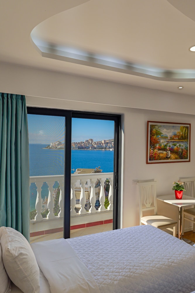 

Roma - Costa albanese - Hotel Iliria