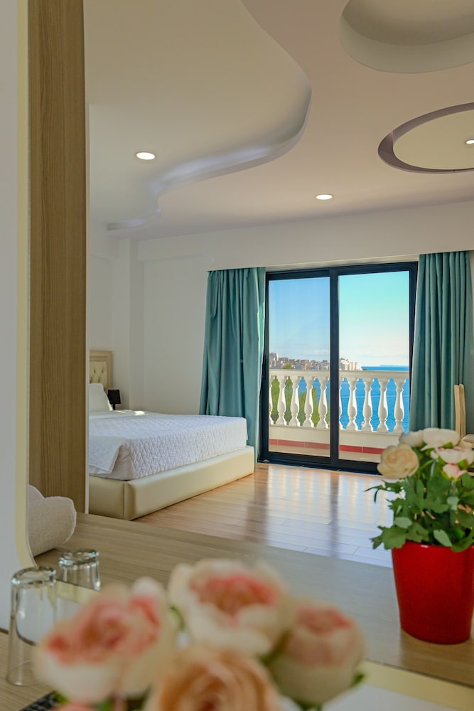 

Rimini - Sarandë - Hotel Iliria