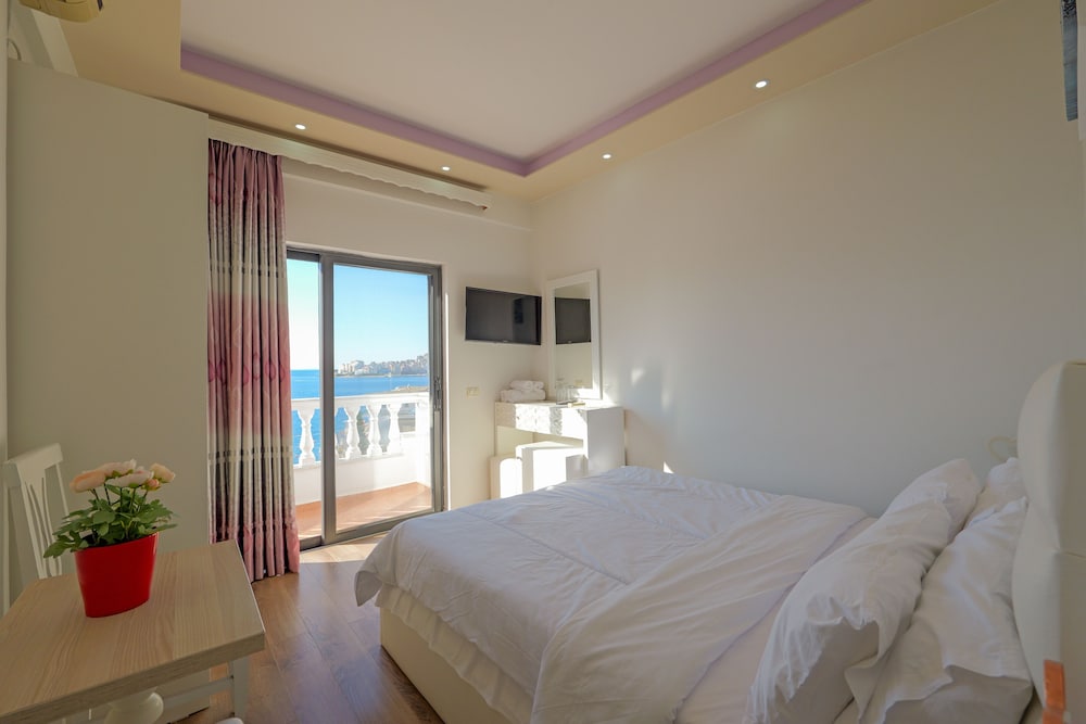 

Bari - Sarandë - Hotel Iliria