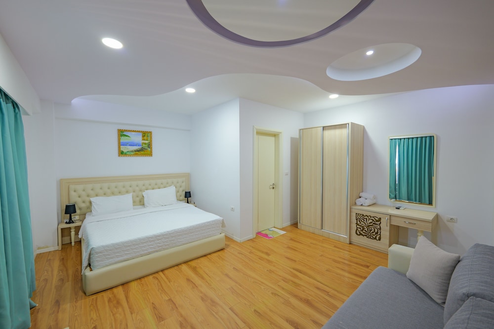 

Venezia - Costa albanese - Hotel Iliria