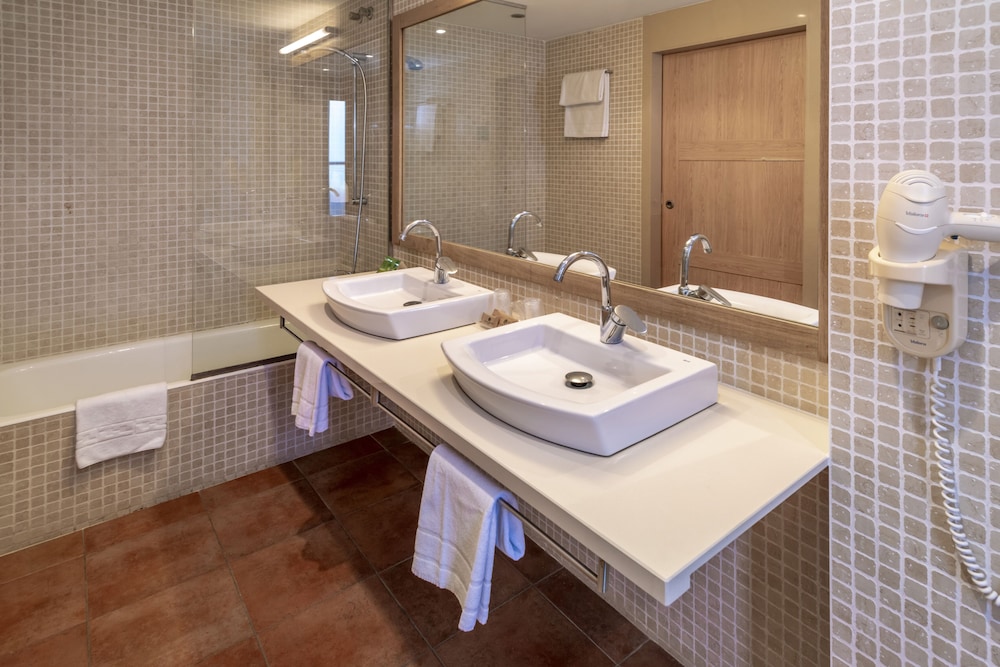 

Milano - Cretas - Hotel Vilar Rural d'Arnes by Serhs Hotels