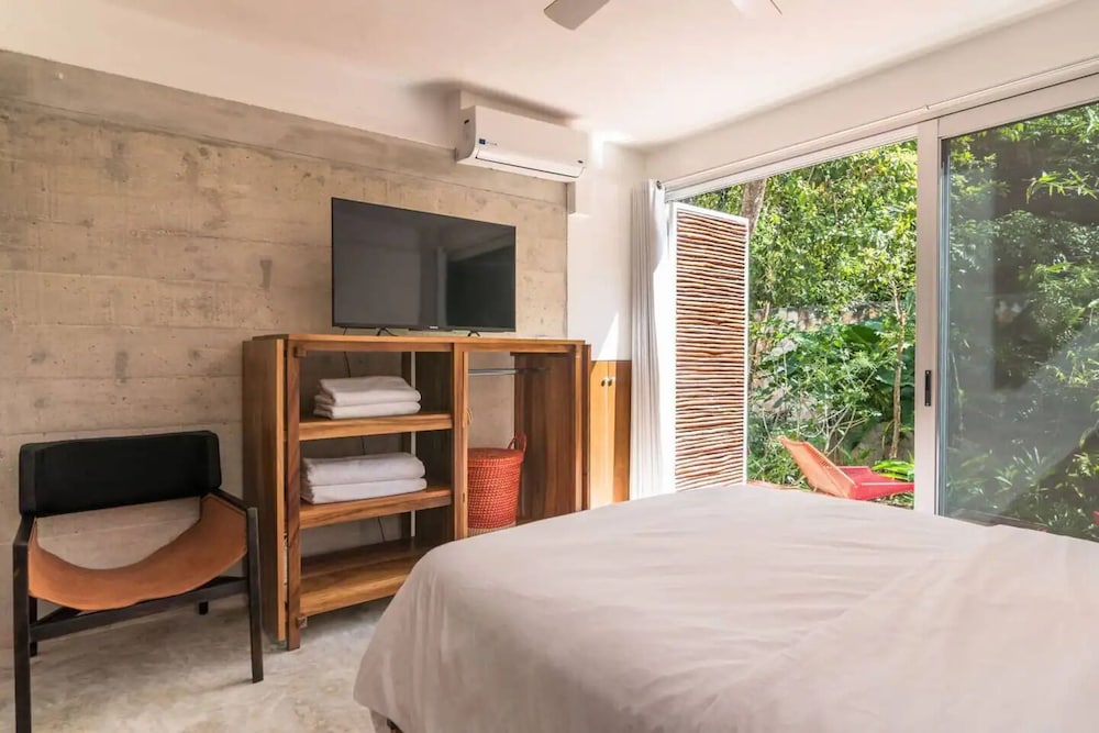 

Bari - Tulum - Casa de Piedra Tulum