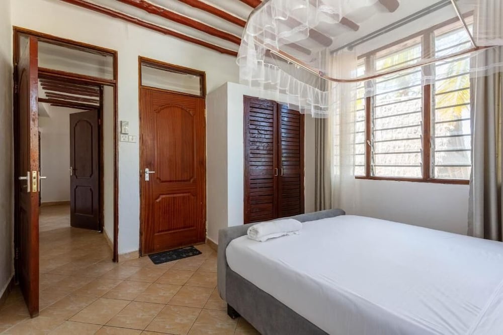 

Roma - Tiwi - Lux Suites Diani Holiday Villas