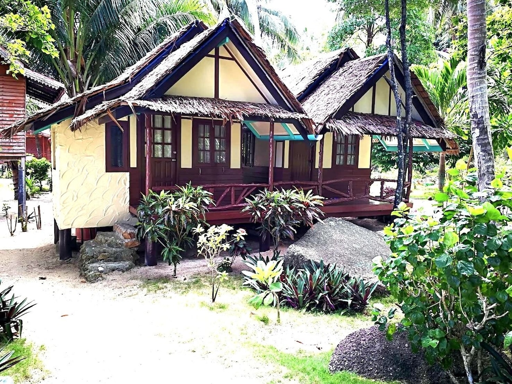 

Milano - Koh Phangan - Smile Bungalow Bottle Beach