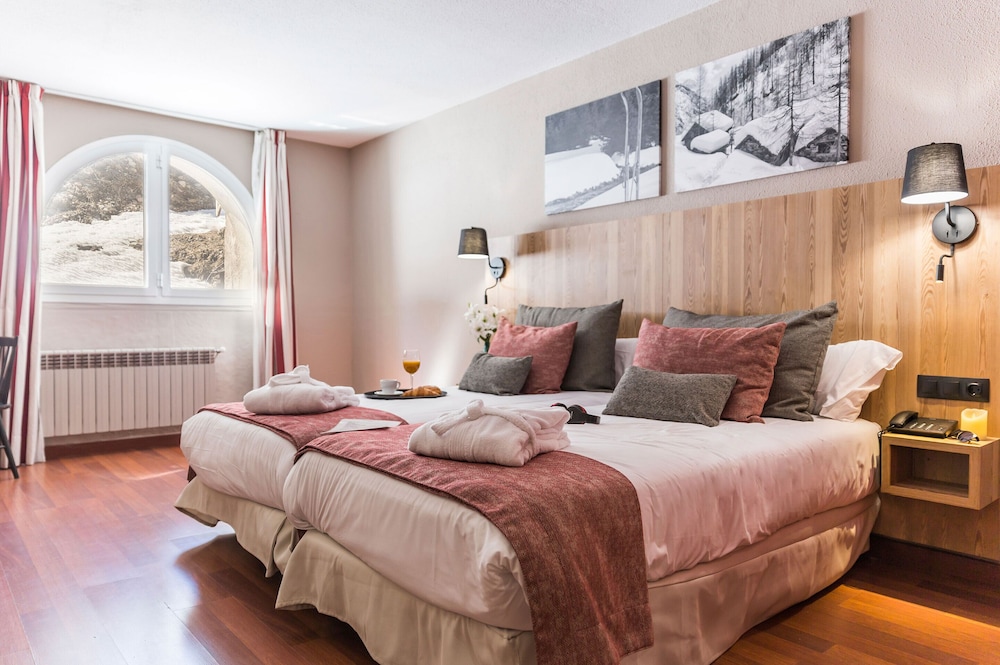 

Bari - Incles - Hotel Grand Pas