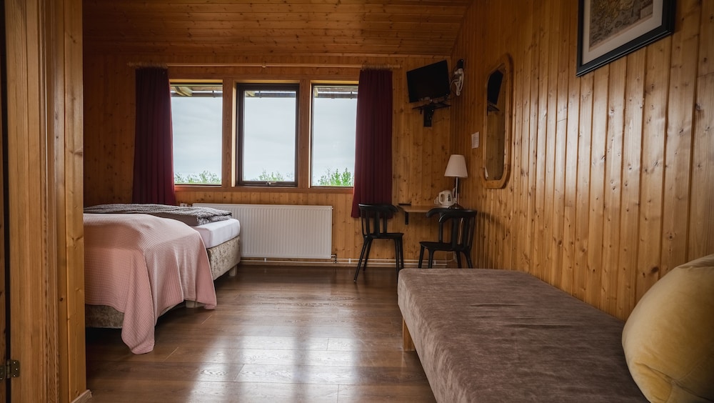 

Napoli - Höfn - Árnanes Country Hotel