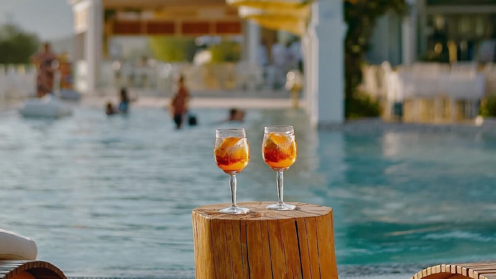 

Bari - Dhërmi - Drymades Inn Resort
