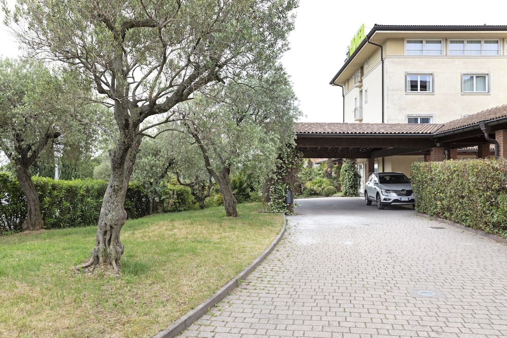 

Milano - Bardolino - B&B Hotel Affi - Lago di Garda
