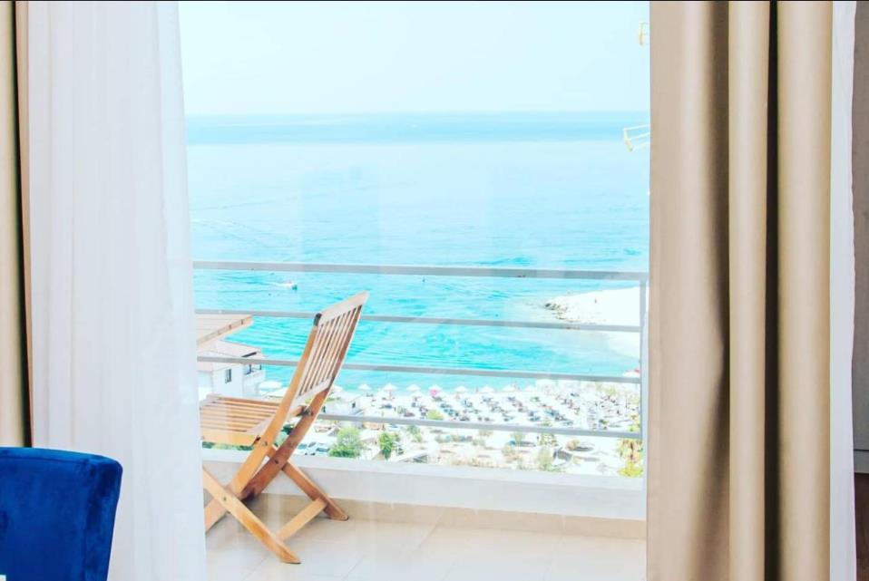 

Bari - Sarandë - Sunrise