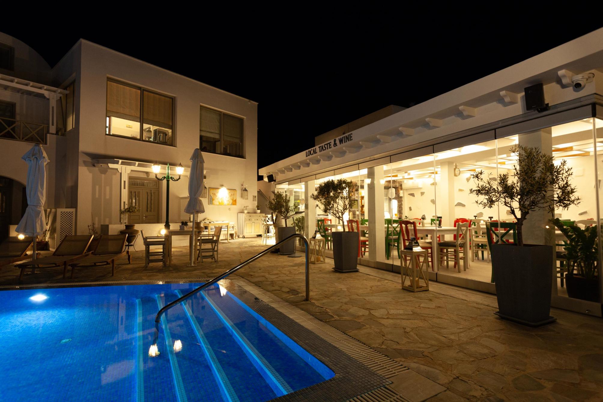 

Firenze - Órmos Athiniós - Hotel Mathios