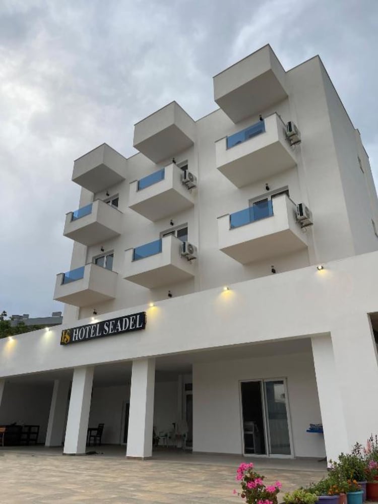 

Genova - Ksamil - Hotel Seadel
