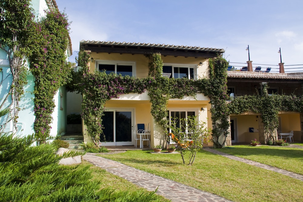 

Genova - Olbia - Residence Stella Di Gallura