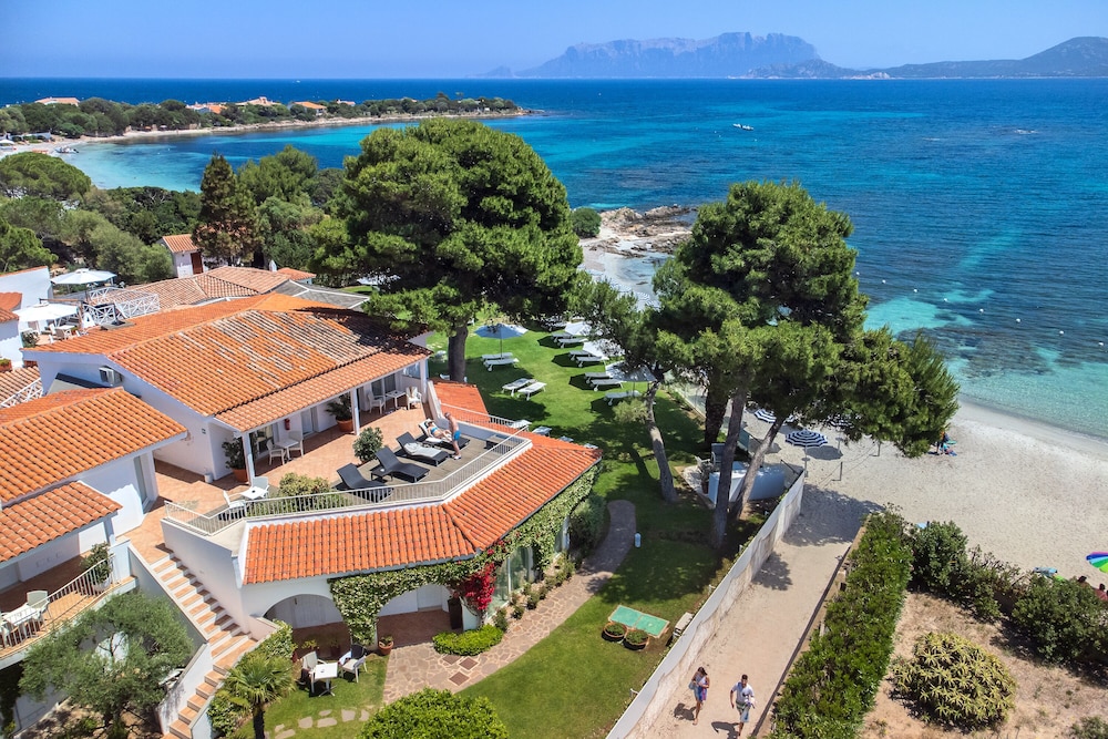 

Milano - Olbia - THE BEACH