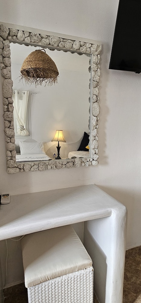 

Venezia - Perivolos - Pleasure Beachside Studios