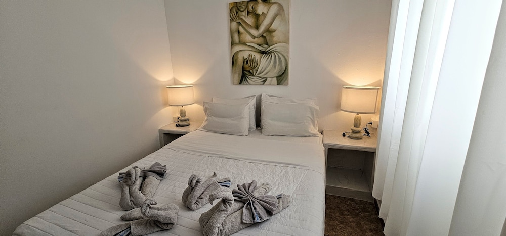 

Napoli - Santorini, Isole Greche - Pleasure Beachside Studios