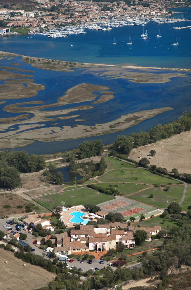

Catania - Porto Cervo - Felix Hotels - Hotel Airone