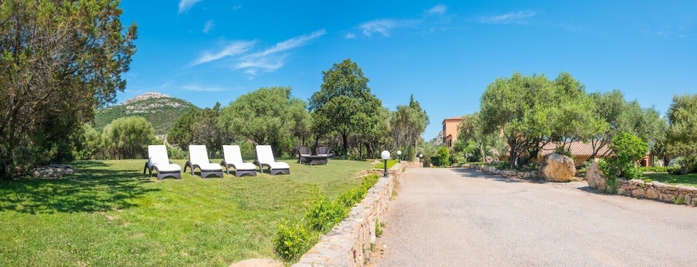 

Pisa - Golfo Aranci - Hotel Rocce Sarde