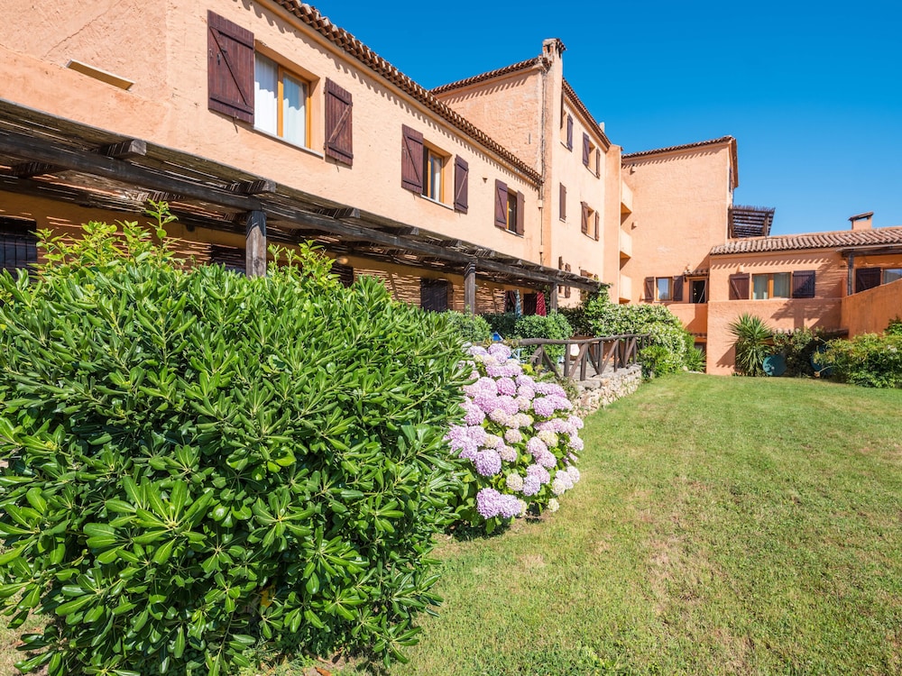 

Pisa - Golfo Aranci - Hotel Rocce Sarde