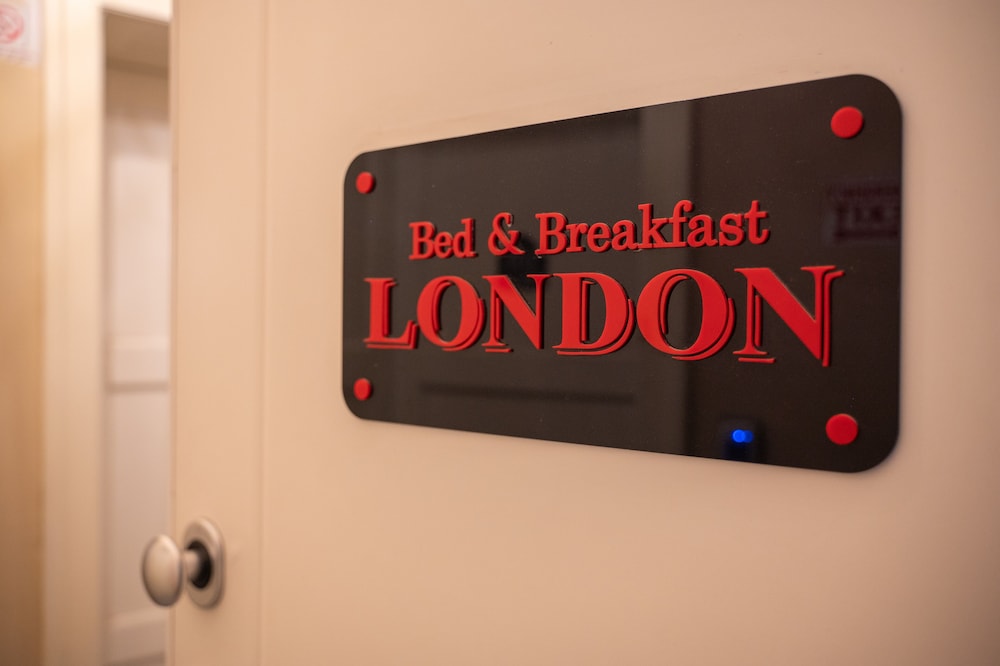 

Bologna - Skopje - Hotel London B&B